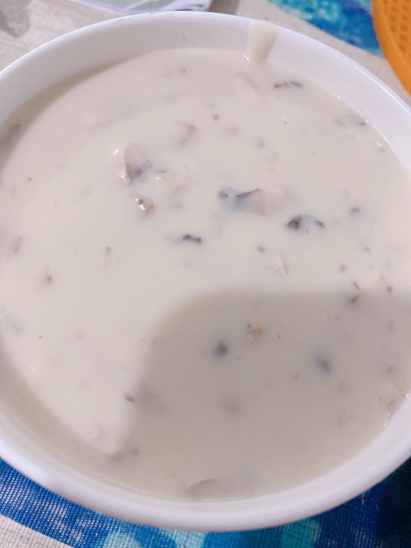 好喝到冒泡泡的蘑菇浓汤