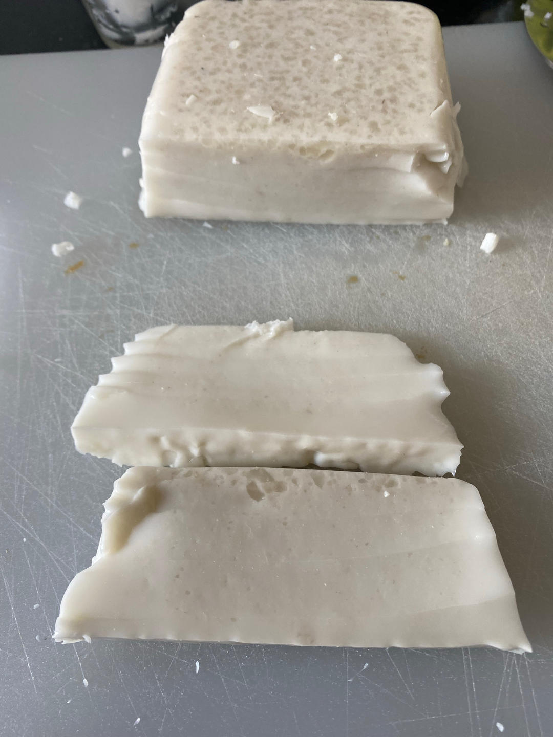 熬制肉皮冻---为小笼包做准备