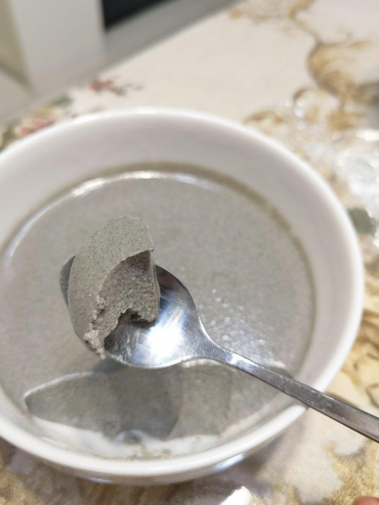 黑芝麻枫糖豆腐布丁