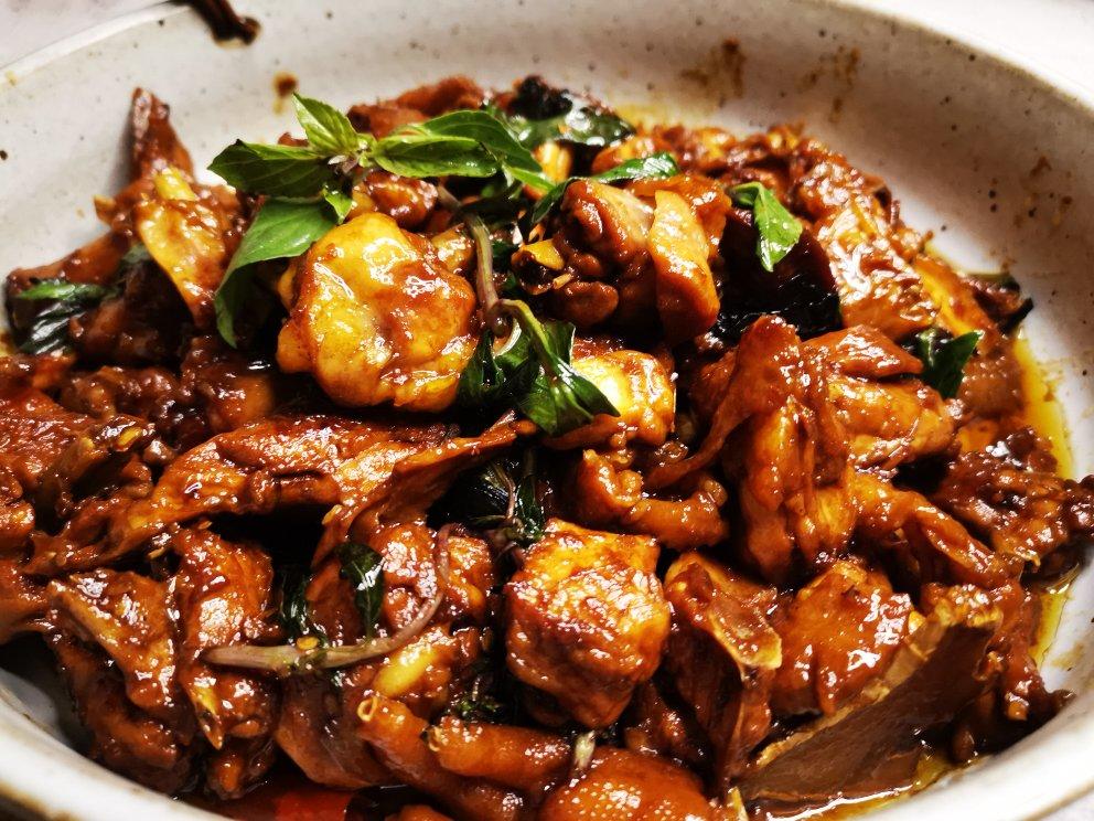 水岸zq做的台式三杯鸡台湾阿基师正宗版