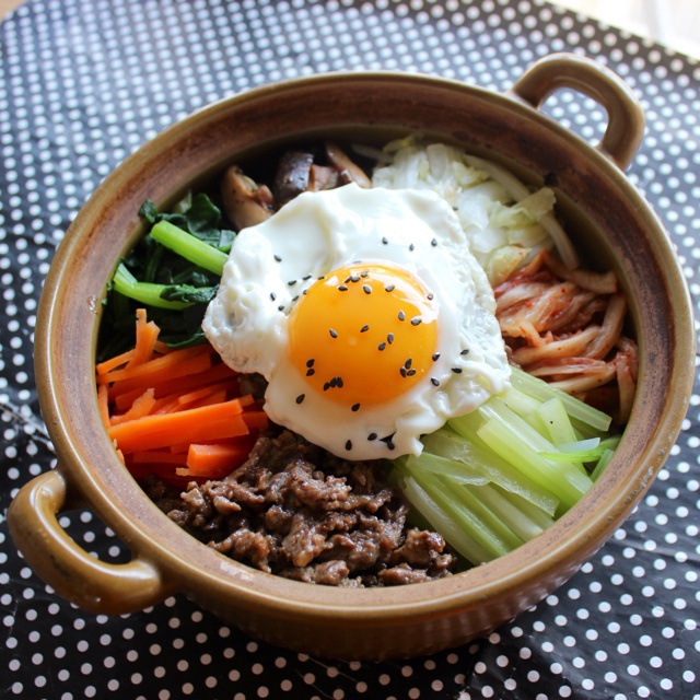 韩国石锅拌饭
