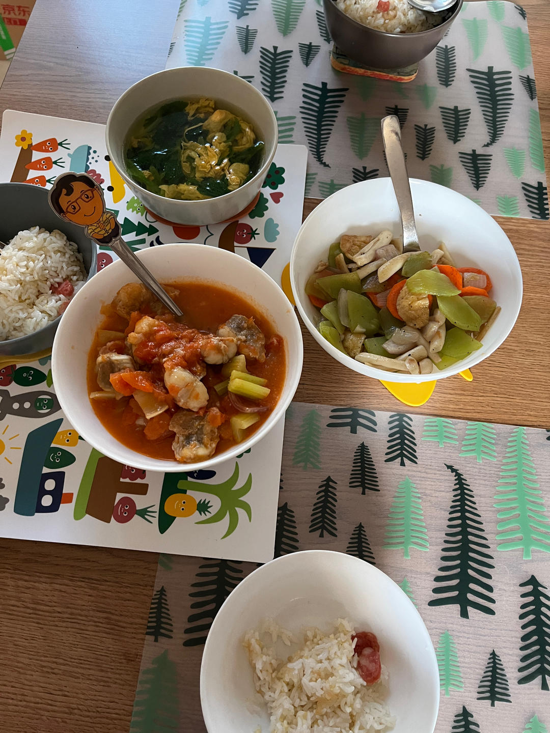 洋葱番茄鳕鱼锅