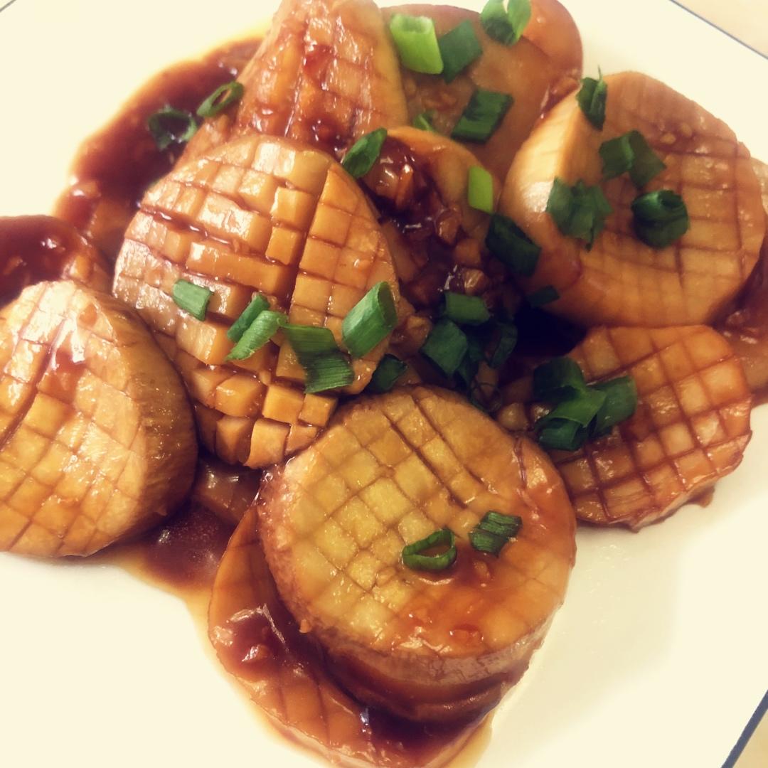 比肉还好吃的酱汁杏鲍菇，拿肉也不换。