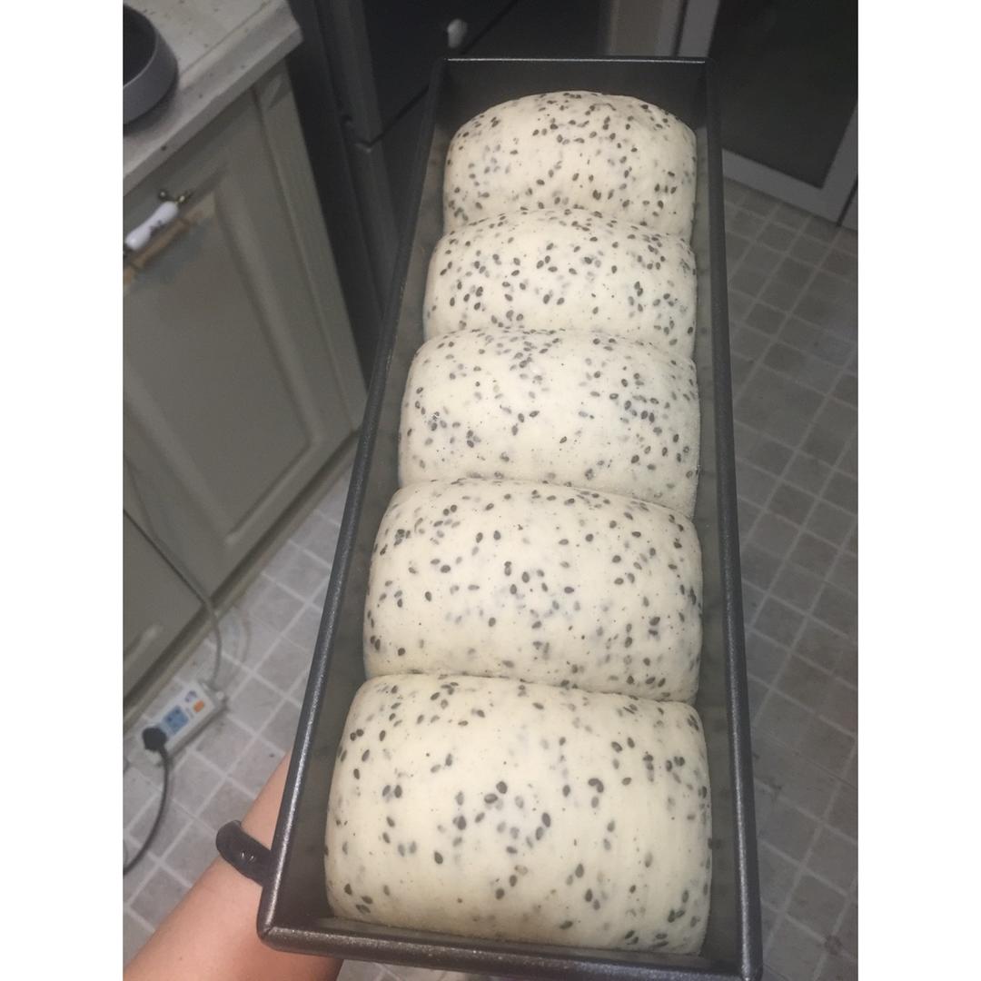 金大旺的黑芝麻吐司