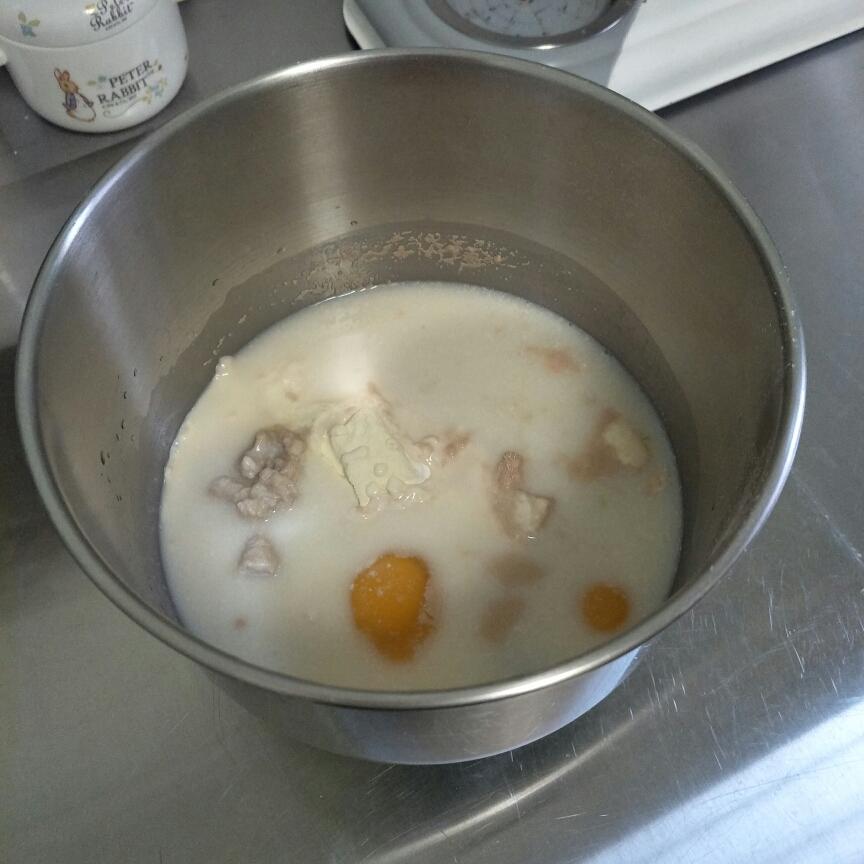 纯奶手撕吐司的做法 步骤1