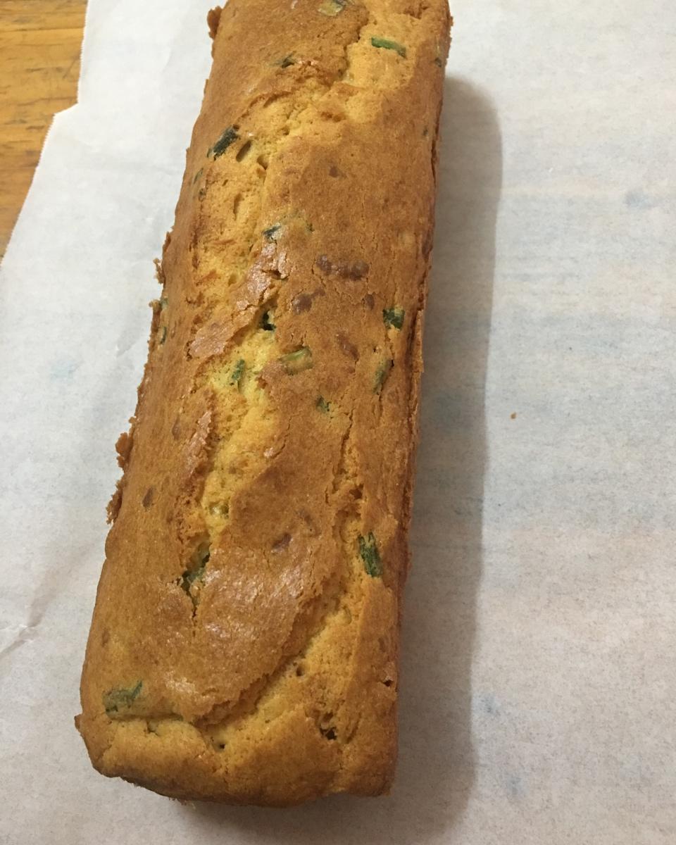 香葱肉松咸蛋糕，中粉版，比稻香村滴紫菜肉松好次~