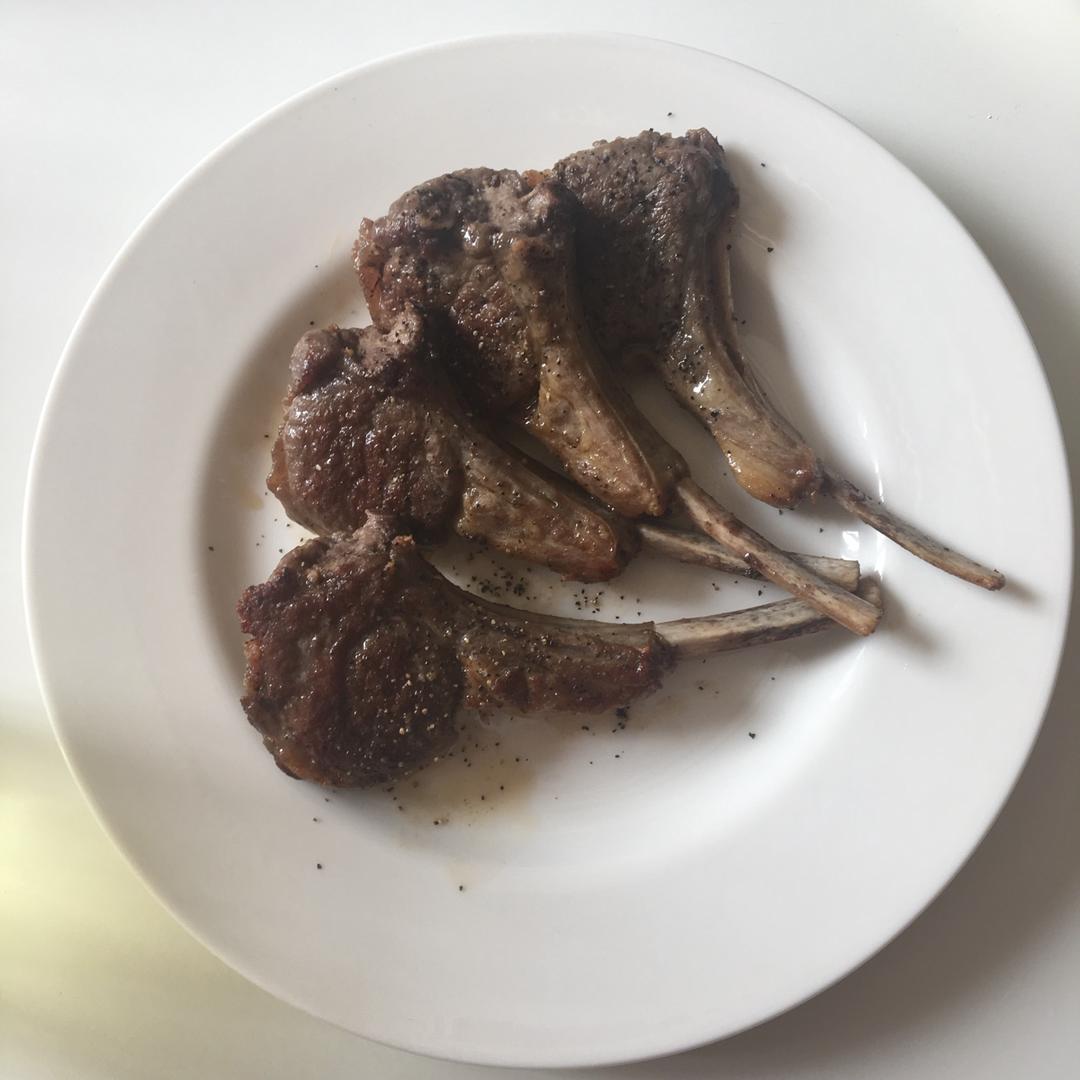 蒜香煎羊排