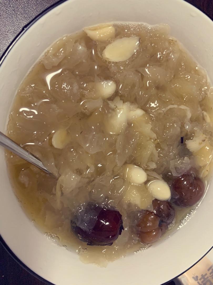 大姨妈之后的一个星期内食用，保证你满脸的胶原蛋白！