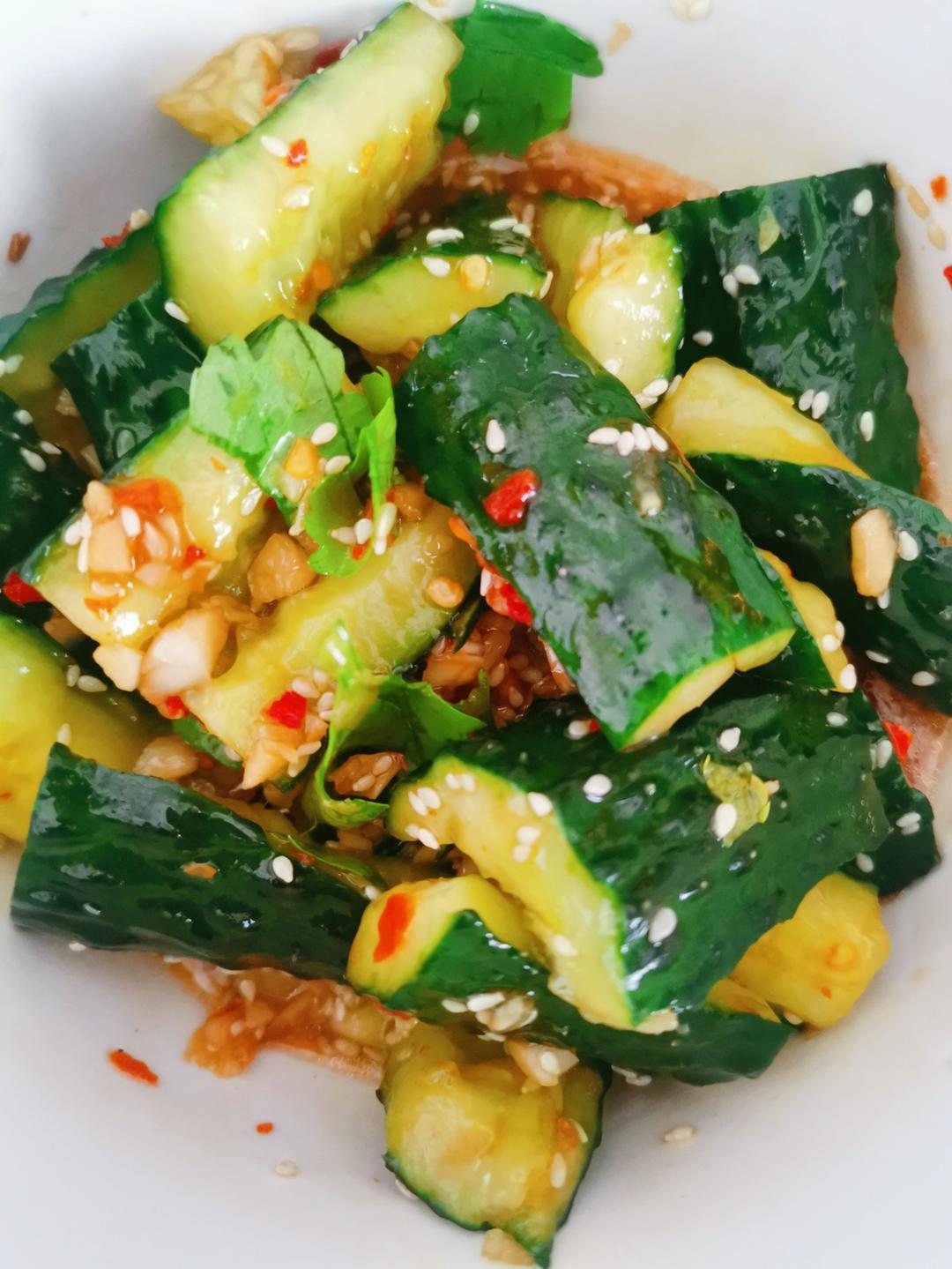 爽口开胃拍黄瓜