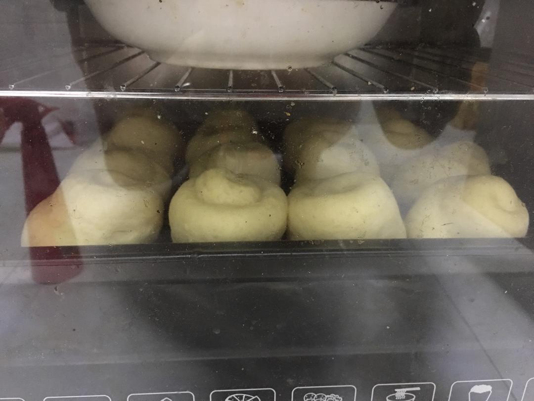 脆底蜂蜜小面包