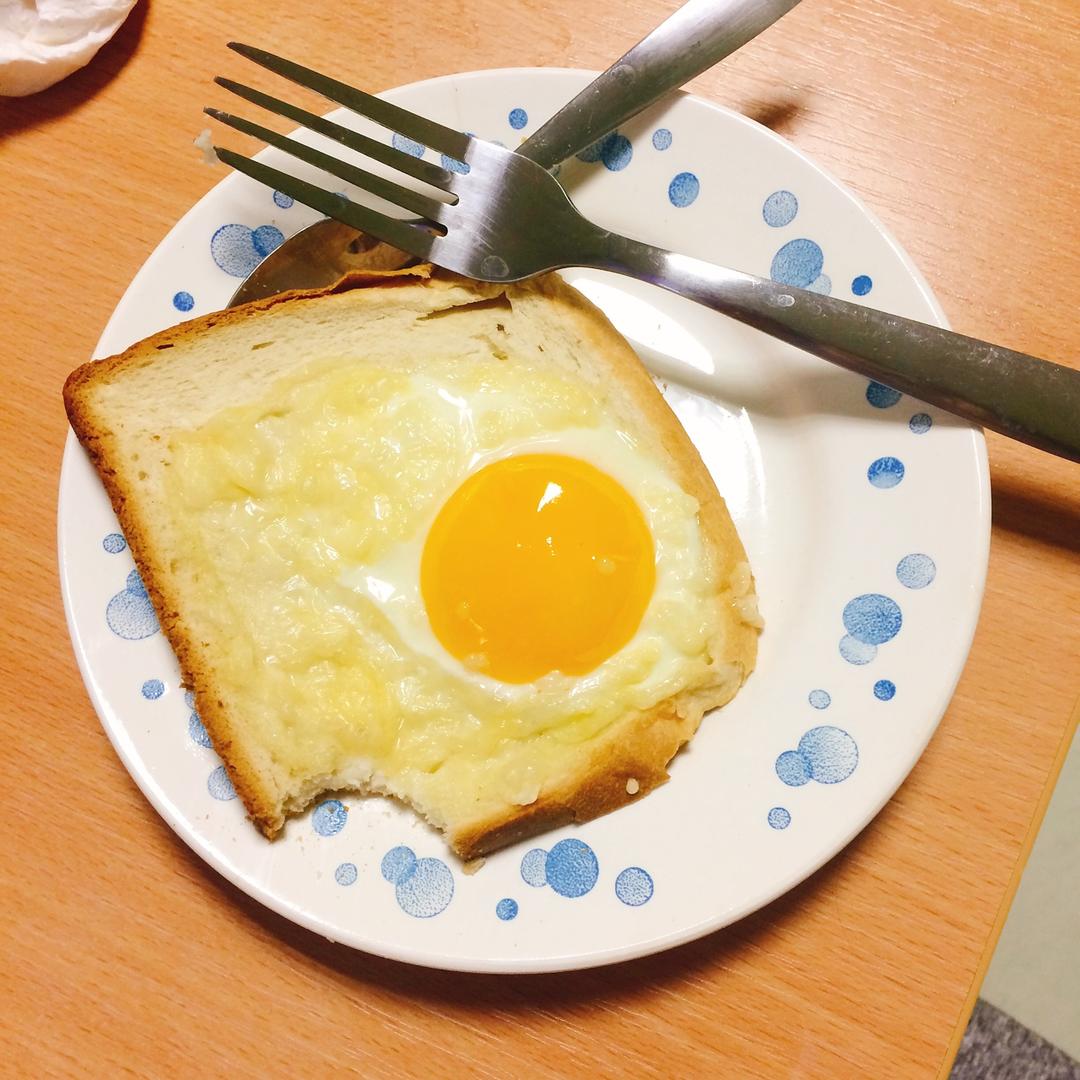 鸡蛋芝士烤吐司