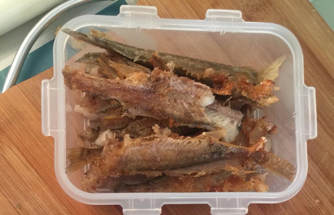 酥炸小黄花鱼