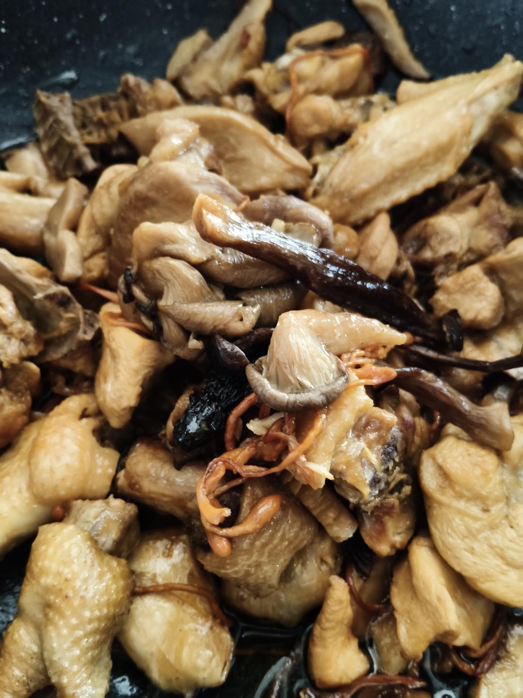 菌菇炖鸡🍗🍄