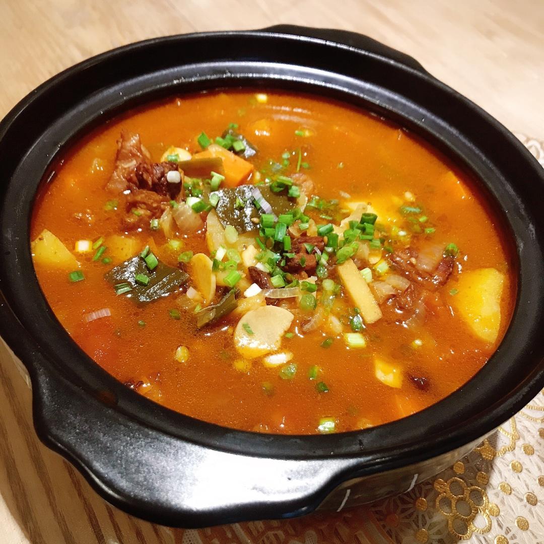 番茄土豆炖牛腩
