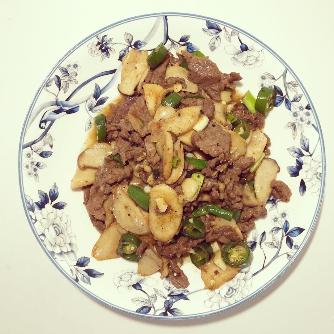 黑椒汁杏鲍菇炒牛肉
