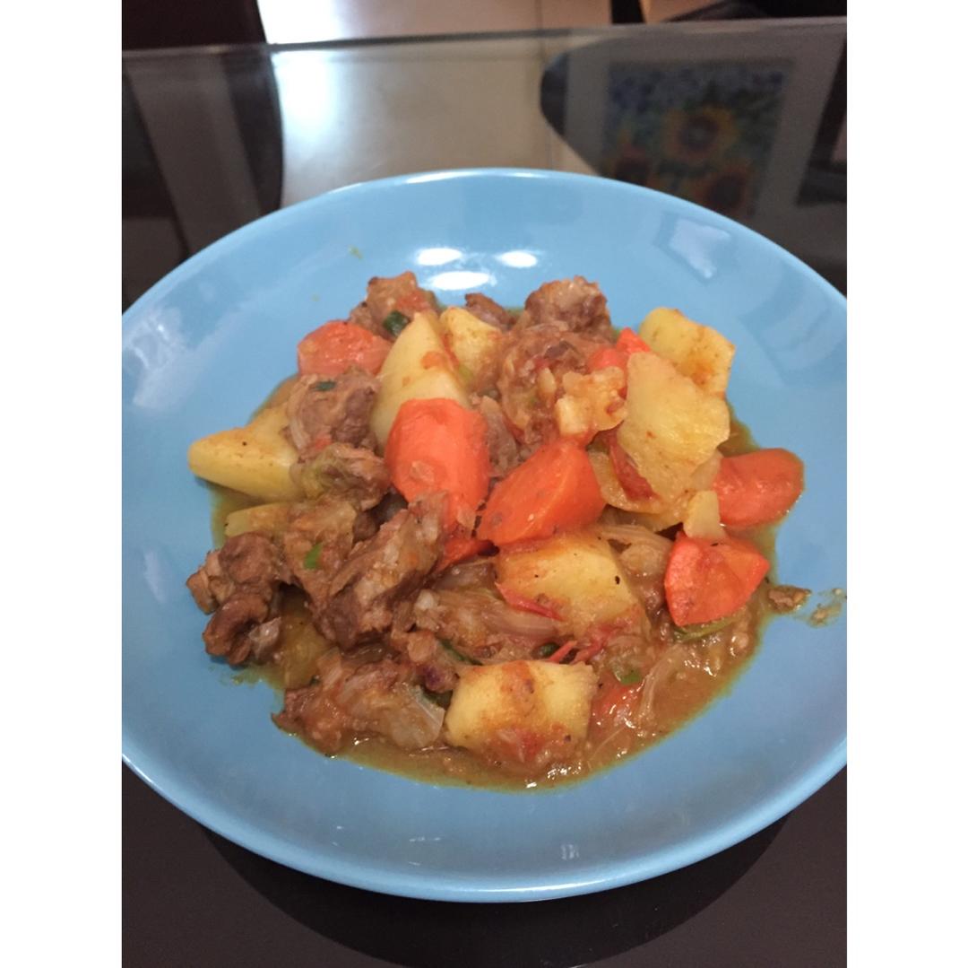 土豆炖牛肉