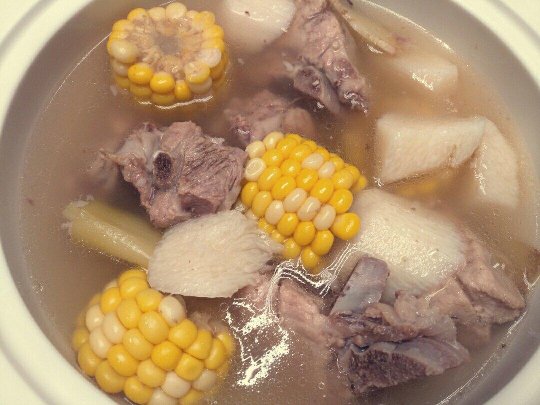 山药玉米排骨汤