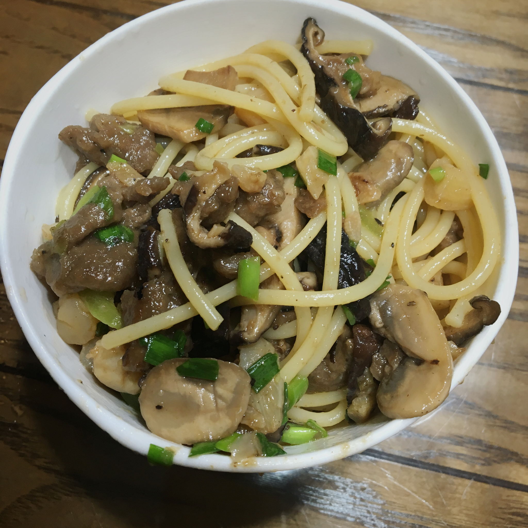 黑椒牛肉炒意大利面