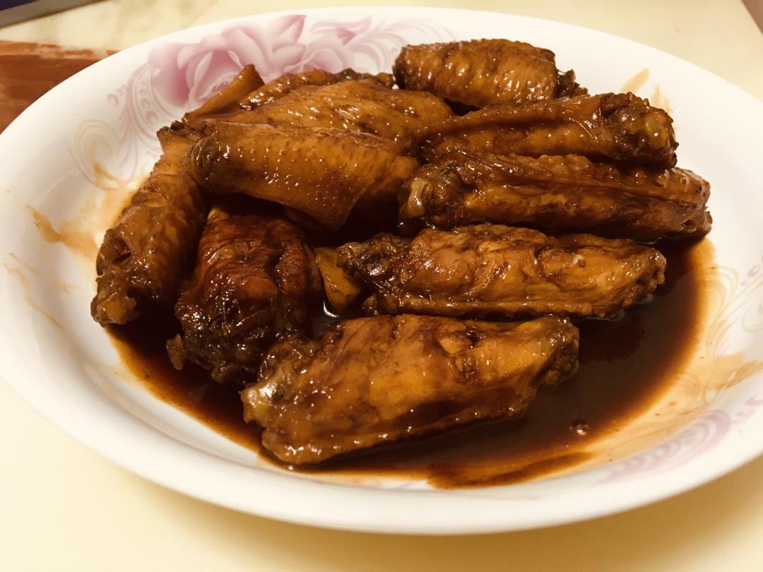 厨师长教你：“可乐鸡翅”的家常做法，味道鲜嫩可口，先收藏起来