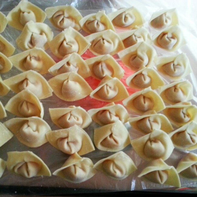 鲜肉虾仁玉米馄饨