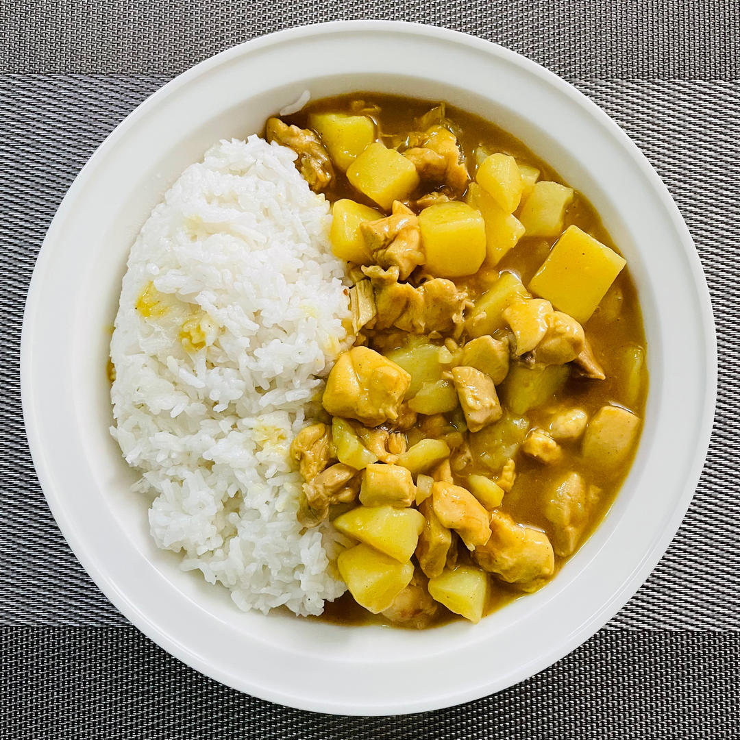零失败日式咖喱鸡肉饭！！最正宗日本家庭做法！简单又好吃！