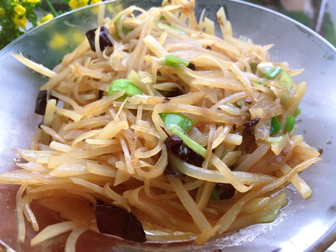 超简单酸辣土豆丝