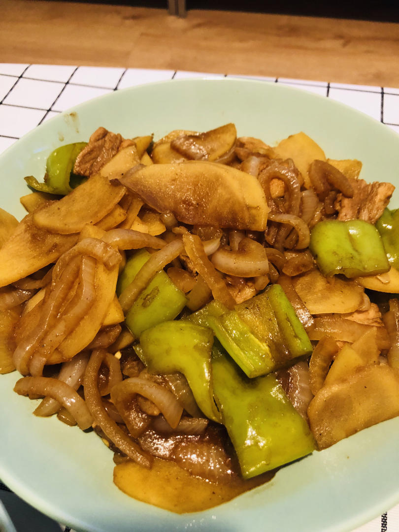 洋葱炒土豆