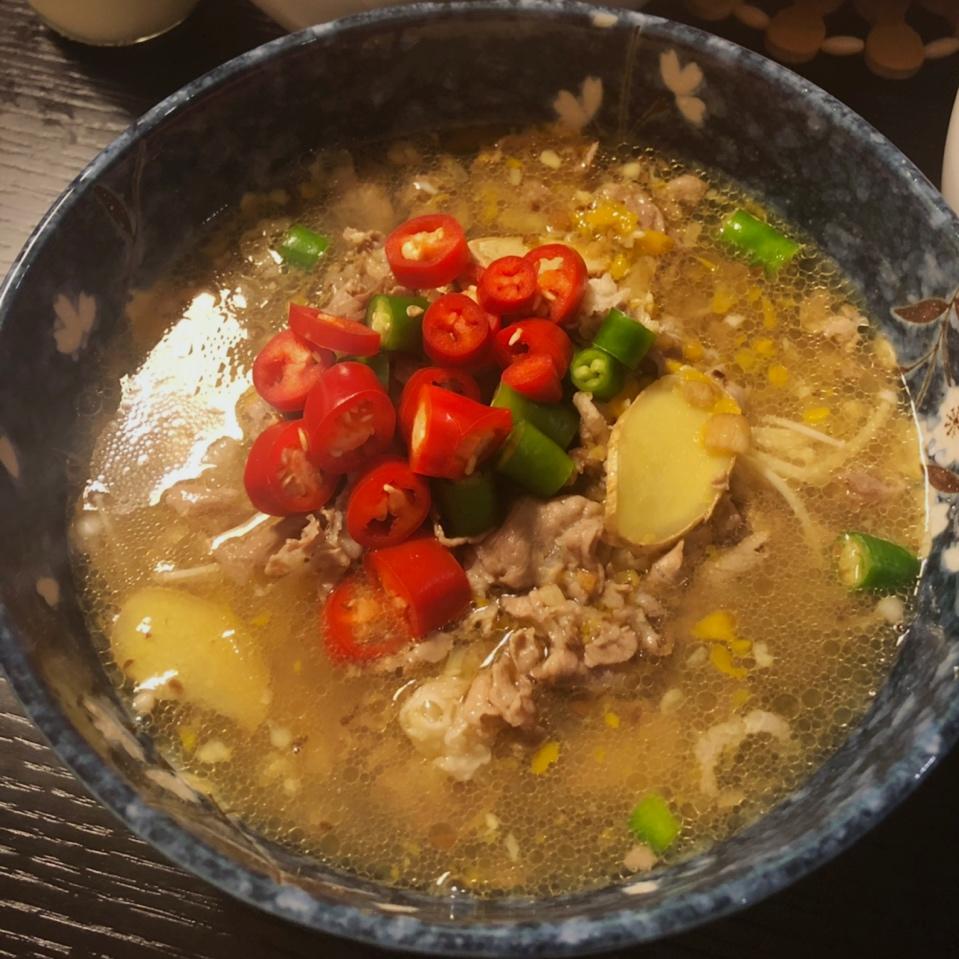 酸汤肥牛
