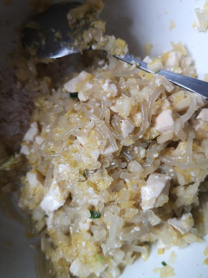 白菜豆腐粉条包子