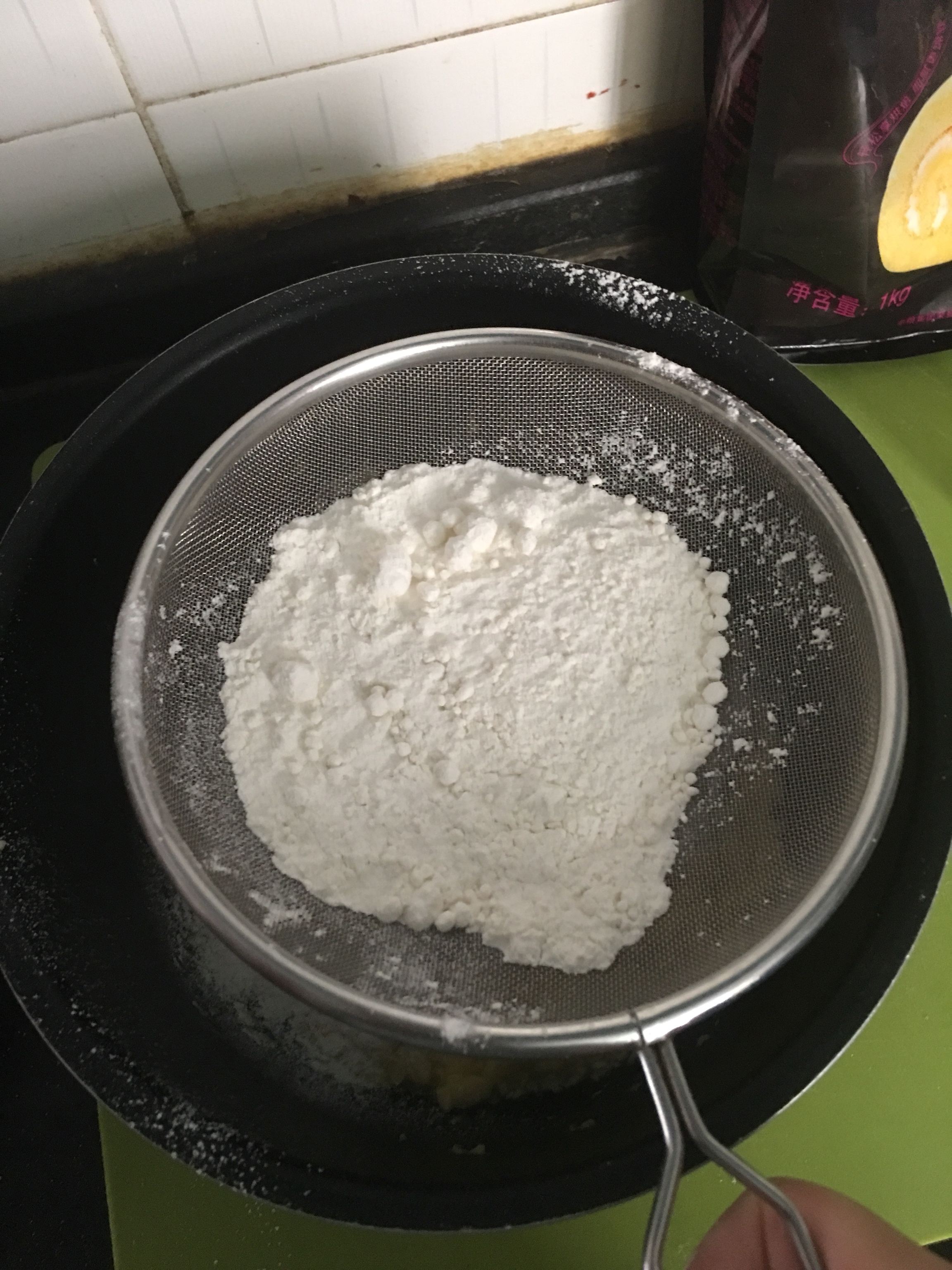 咸味芝麻无糖曲奇（空气炸锅）的做法 步骤3