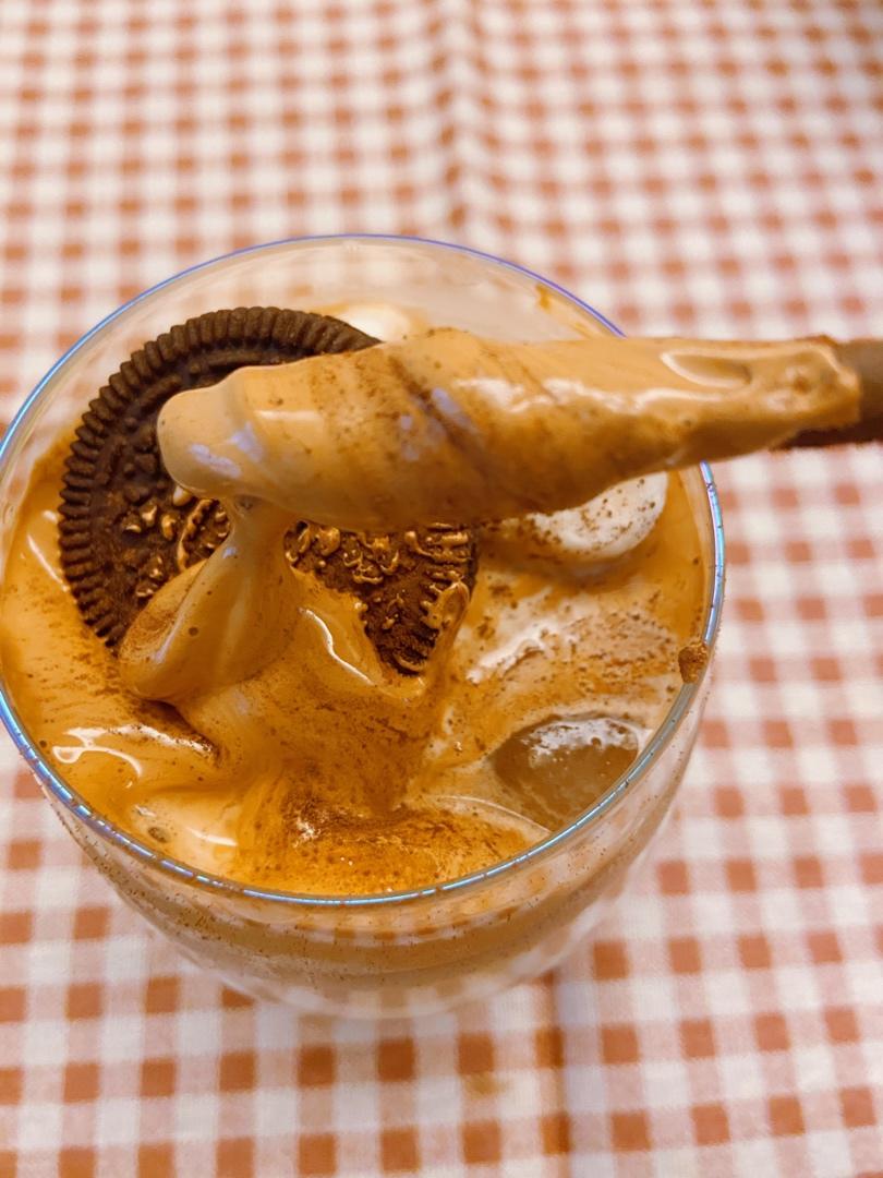 最近超火的泡沫咖啡奶盖☕️又名“4000次咖啡”