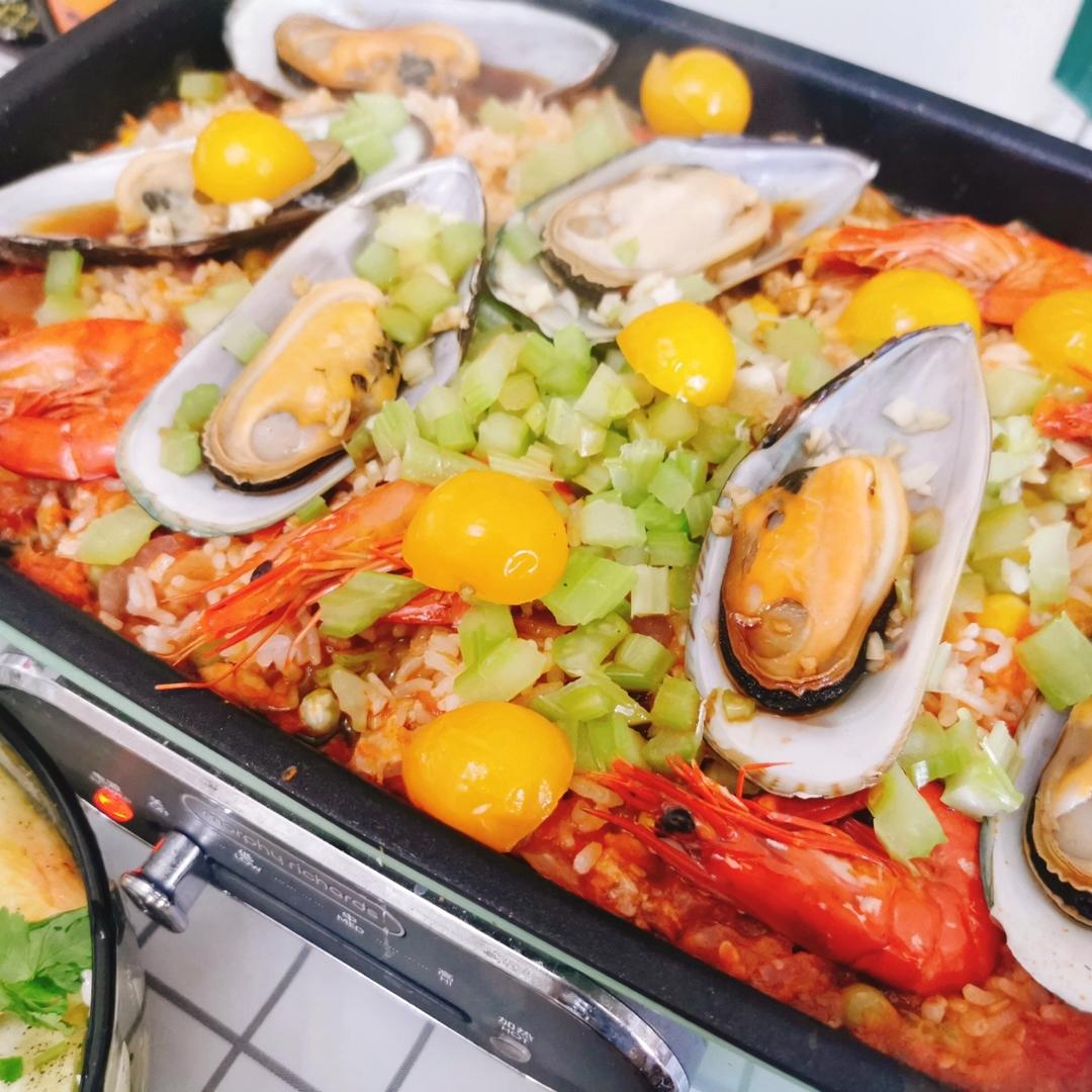 高颜值西班牙海鲜烩饭