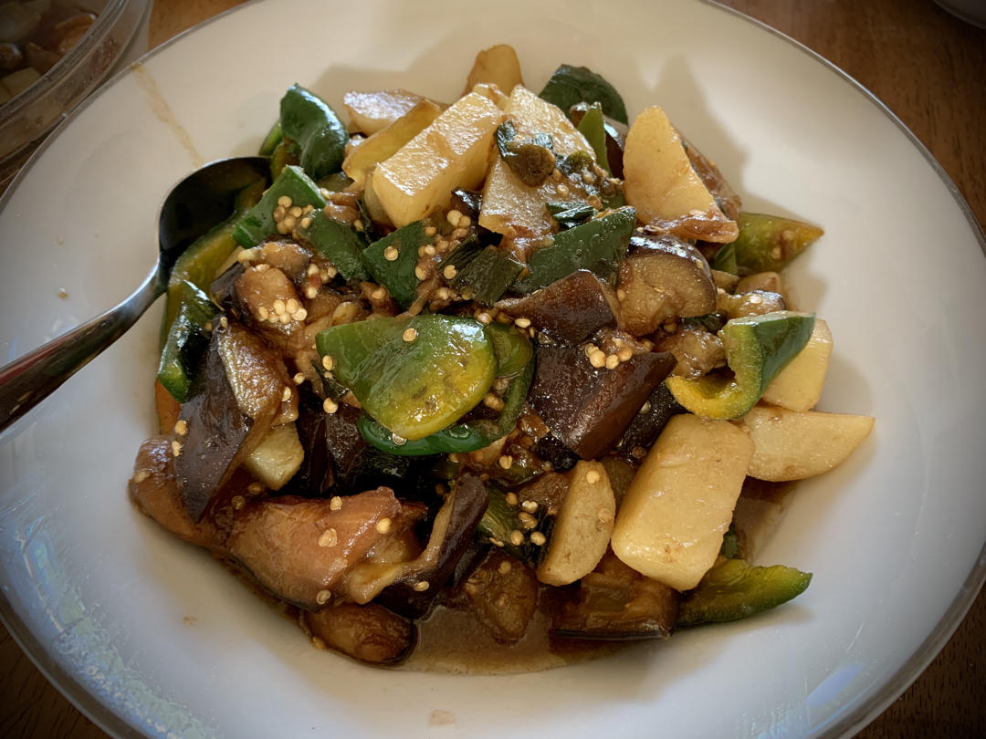 地三鲜(茄子土豆青椒)