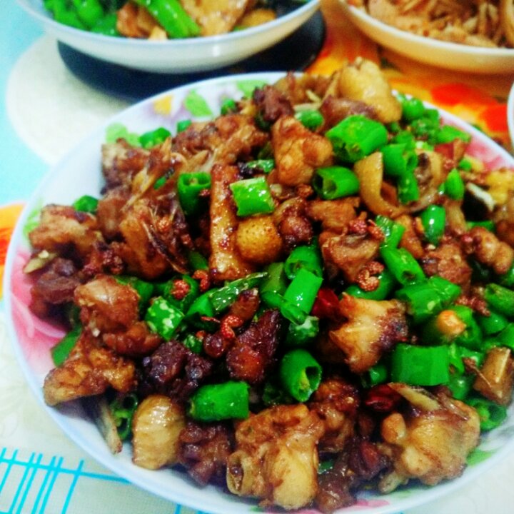老丁的私房菜-尖椒鸡