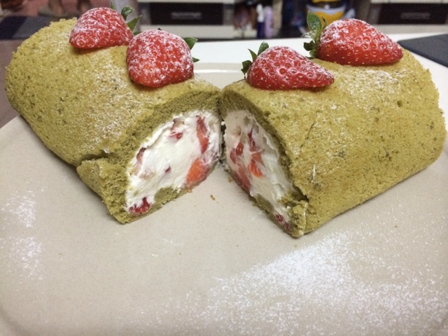 抹茶戚风蛋糕卷