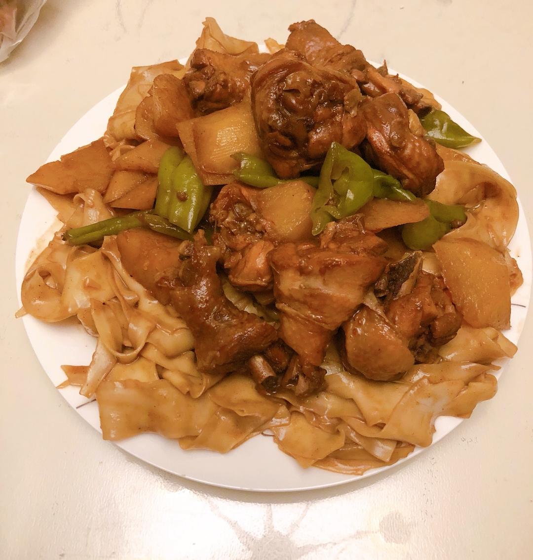 正宗新疆大盘鸡+裤带面