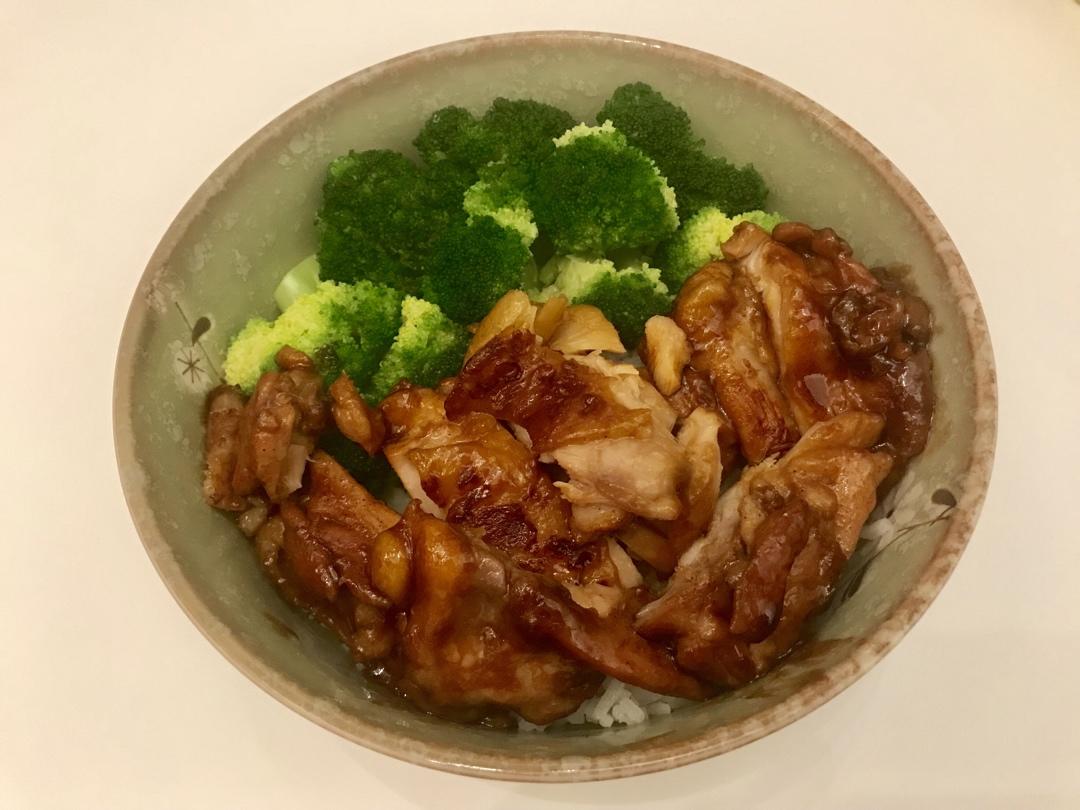 照烧鸡腿饭