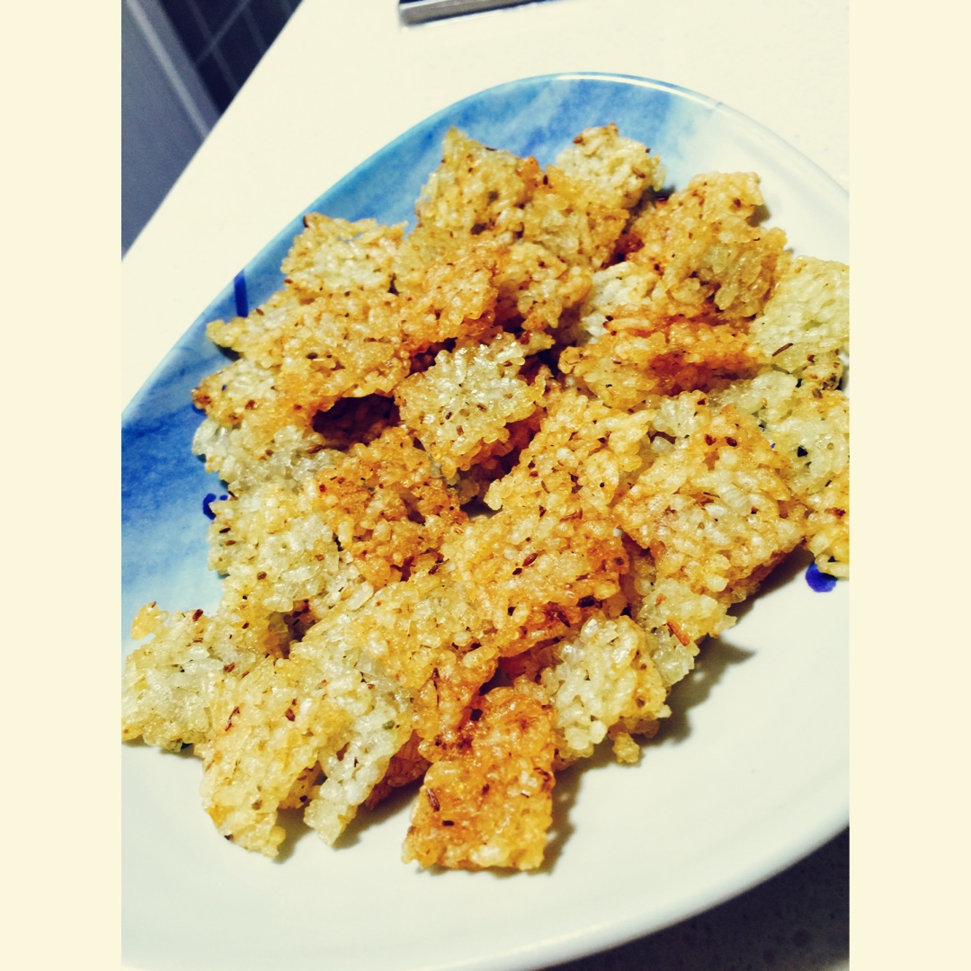 厨房杀手驾到做的剩饭锅巴