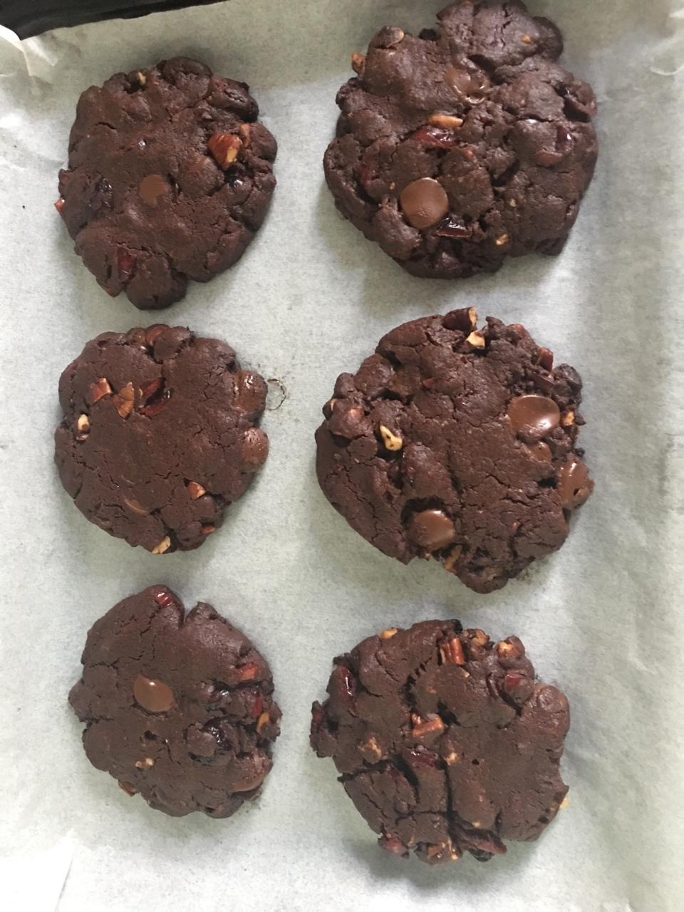 三重巧克力曲奇饼干 Triple Chocolate Cookies