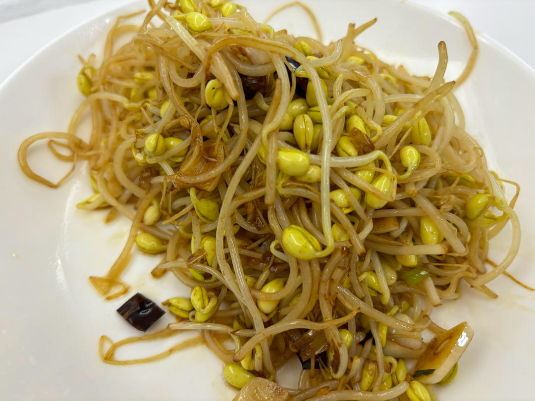 炒黄豆芽