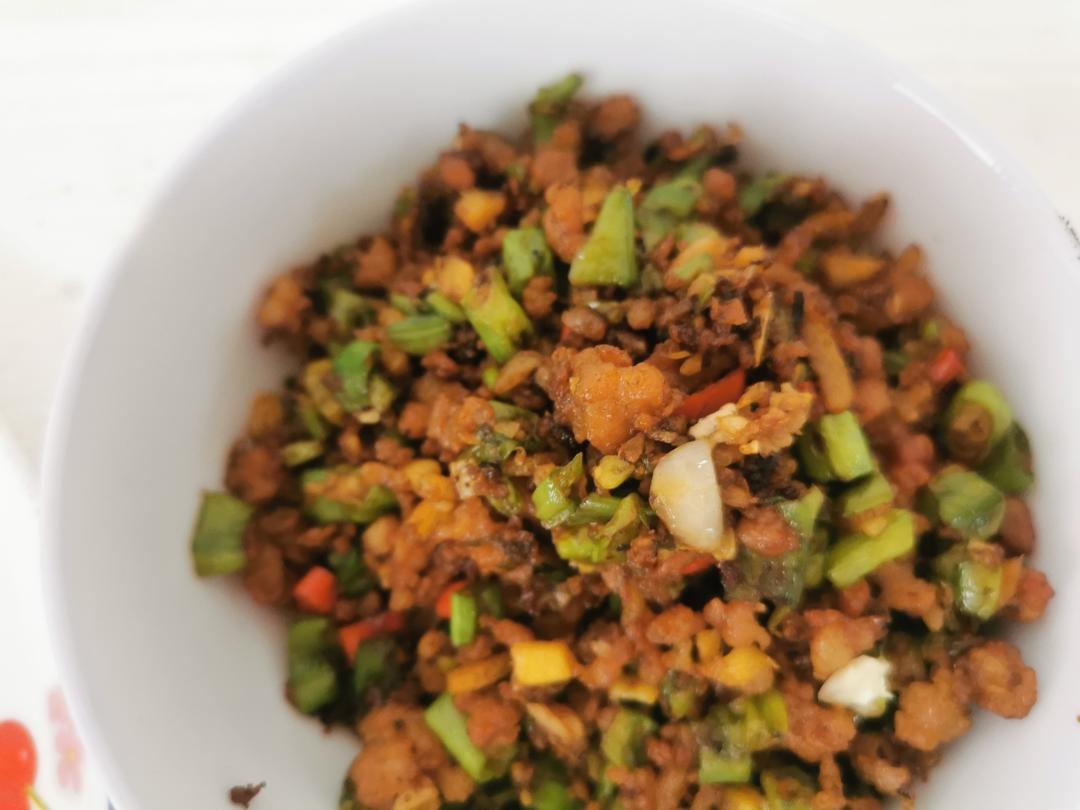 肉沫豆角下饭菜