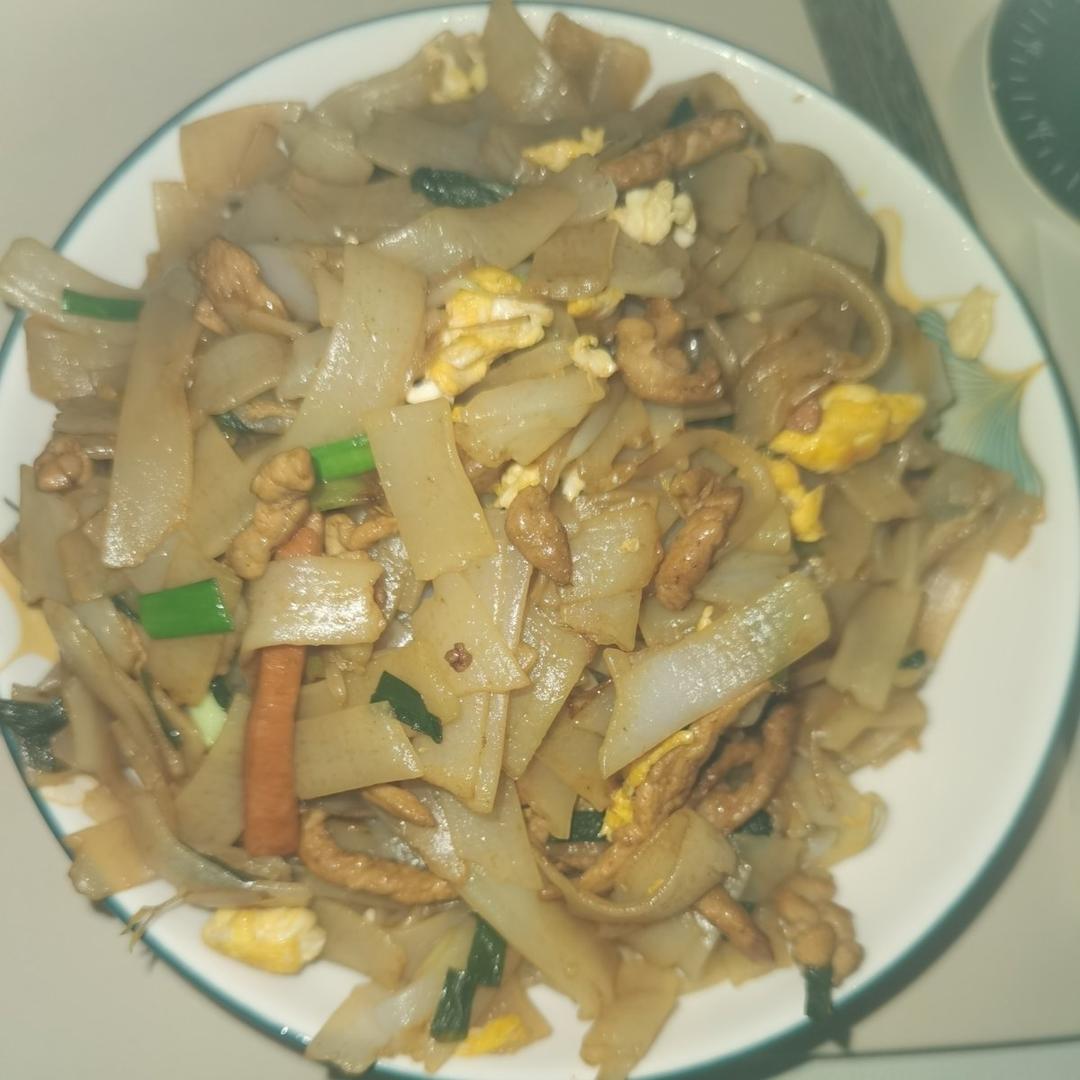 路边摊的炒河粉