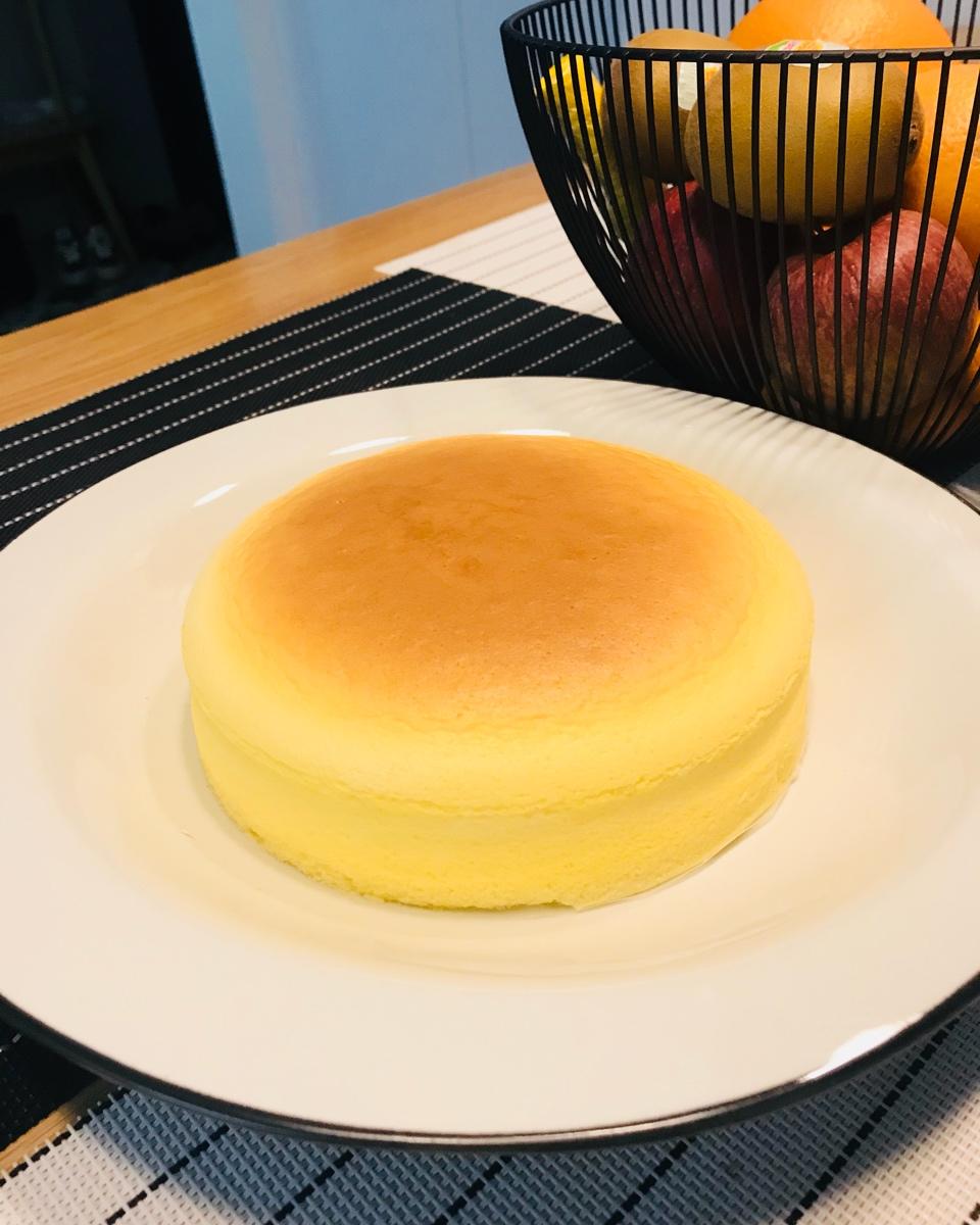 轻乳酪芝士蛋糕♥（手把手的教程哟～）