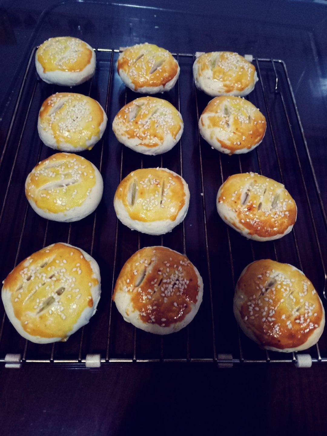 松软香甜的奶黄包，很快就可以搞定。