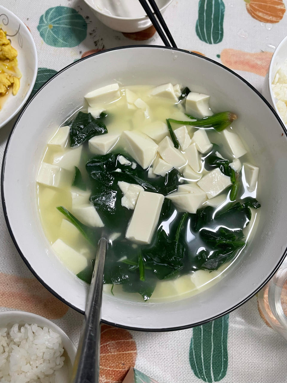 简单菠菜豆腐汤