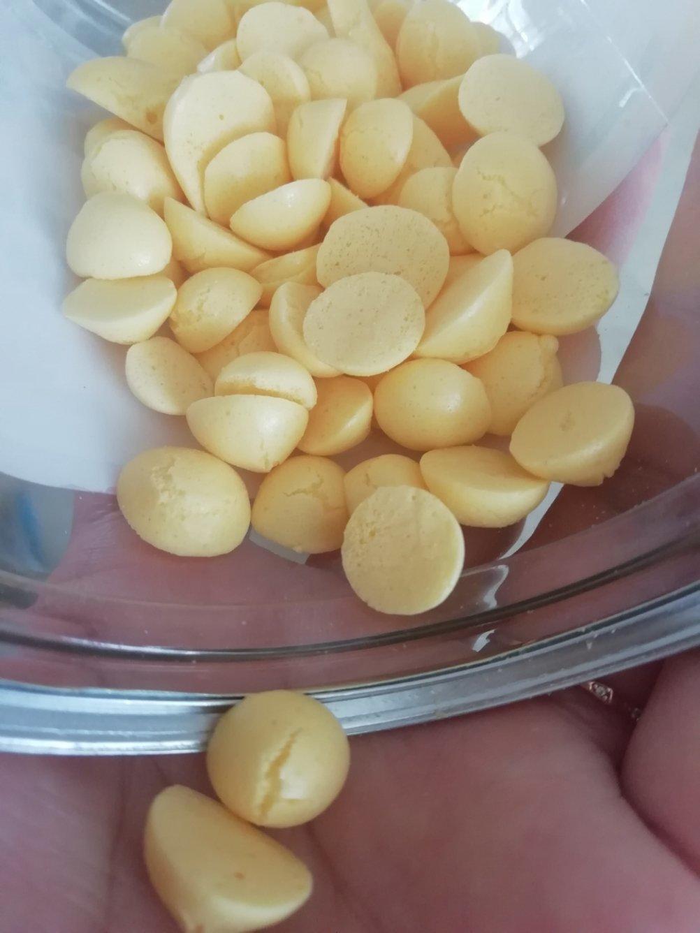 入口即化的无添加蛋黄溶豆