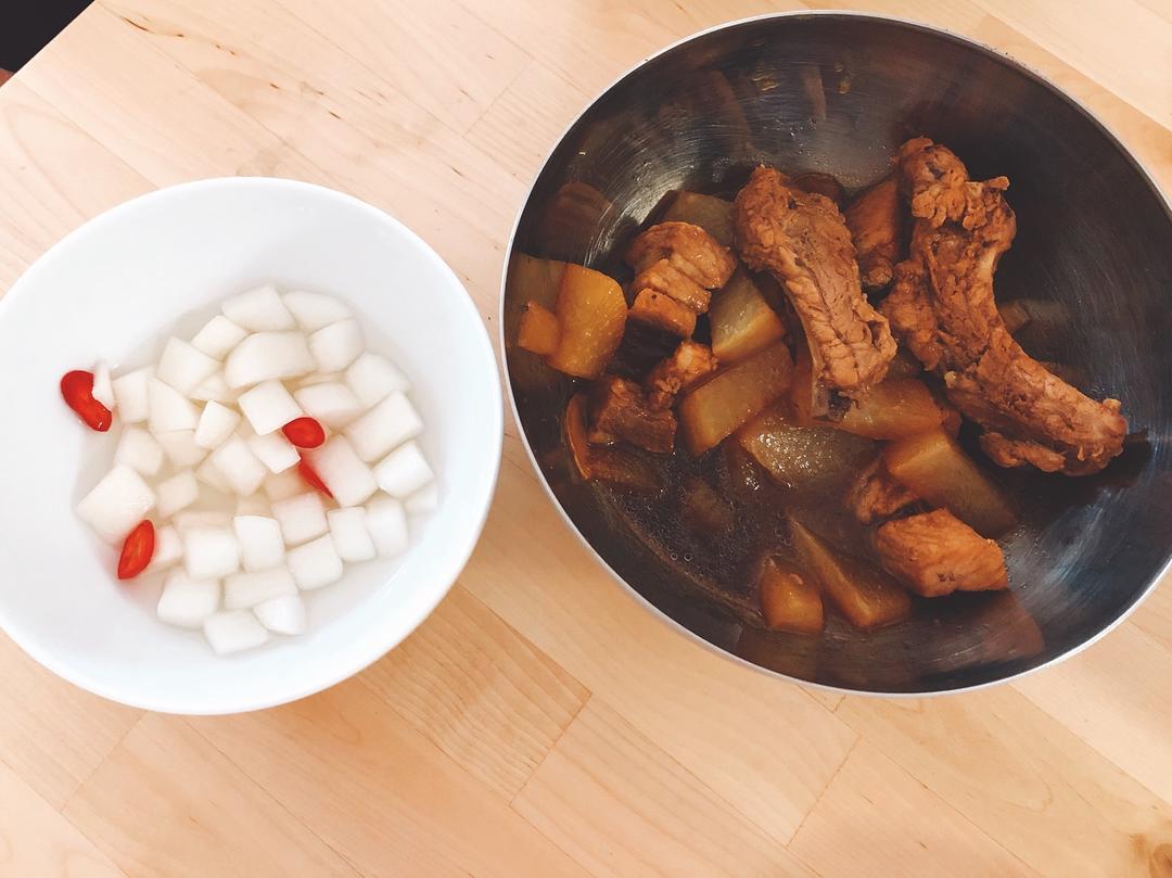 脆爽萝卜丁（开胃小菜）