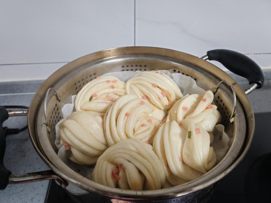 葱油花卷，一根筷子卷出漂亮的造型