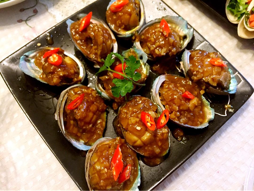 夏天的方块糖做的红烧鲍鱼