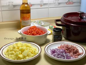 番茄培根牛尾煲的做法 步骤1